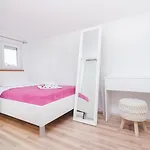 Apartman Lara